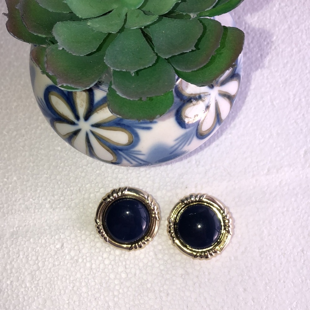 💖Studded Earrings